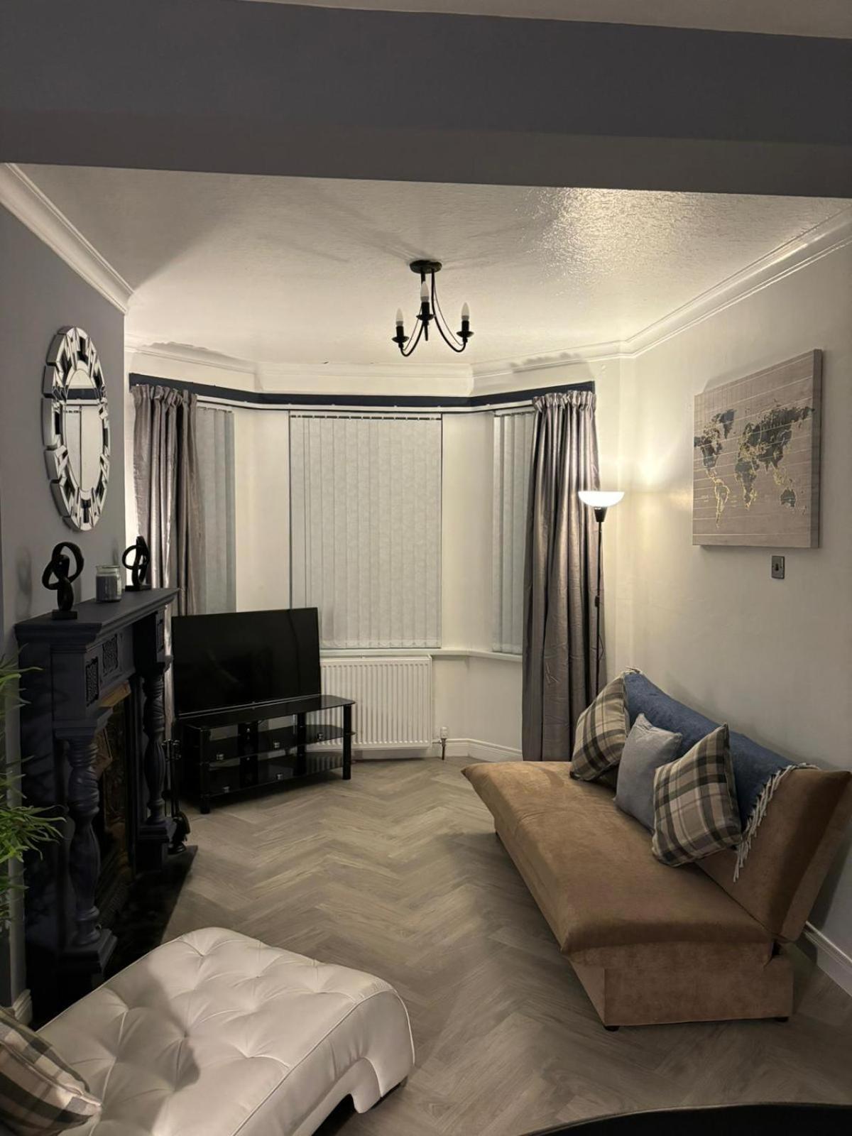 벨파스트 Manor House 빌라 외부 사진